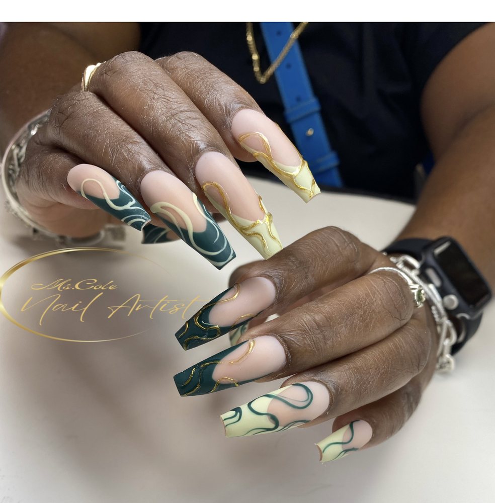 One on one nail class