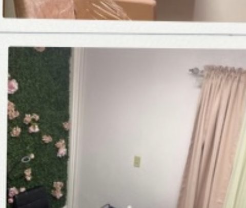 Salon suite detail