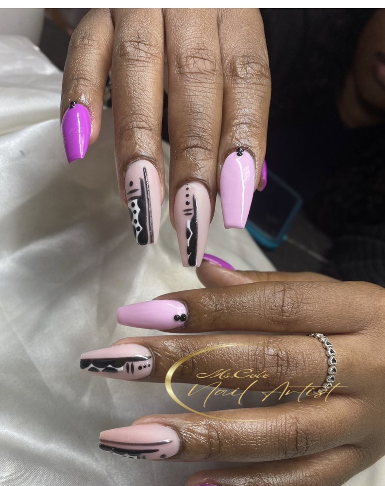 Custom sculpted nail design